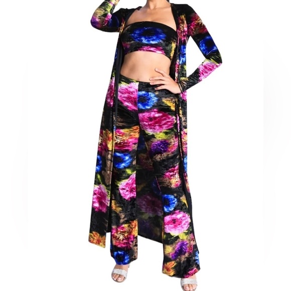 Women's Floral Print Velvet Crop Top Bandeau Pants Long Cardigan 3 Piece Set
New - Picture 3 of 8
